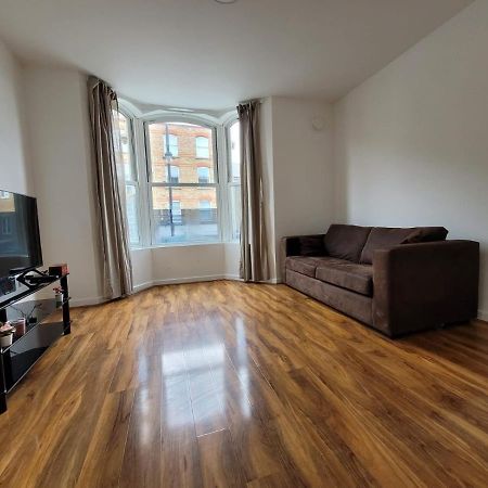 Stunning 1 Bedroom Apartment In London Exterior foto